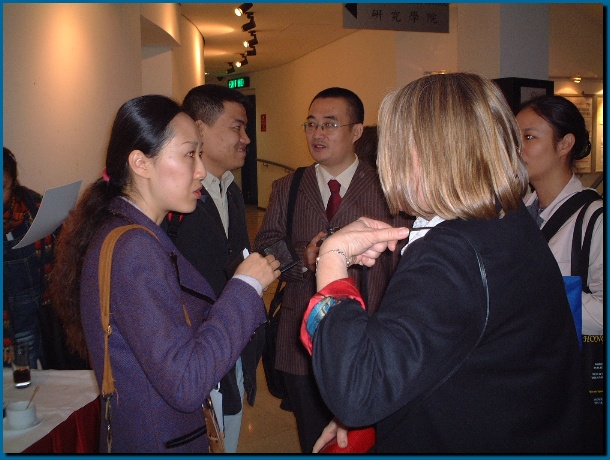 602x451 pixels (118K)